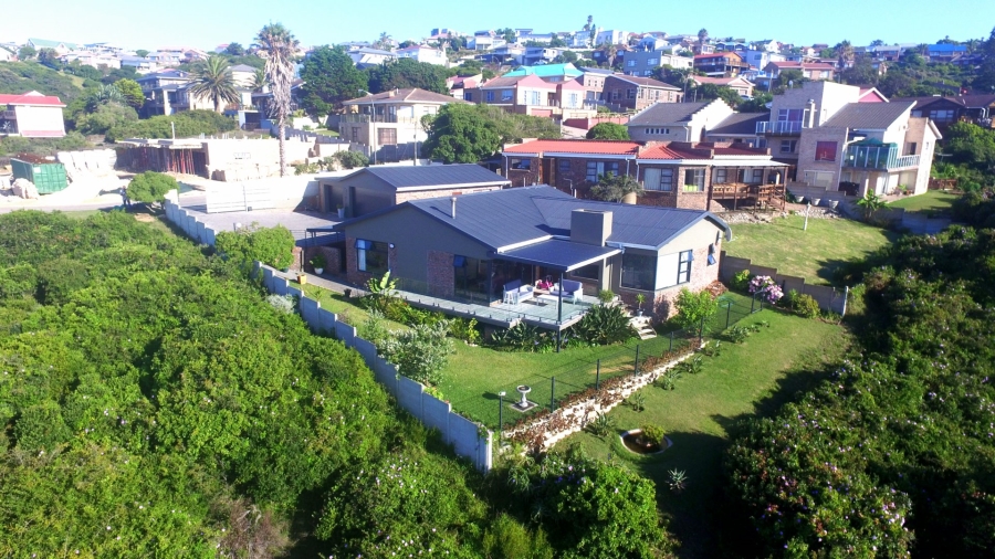 4 Bedroom Property for Sale in Dana Bay Western Cape